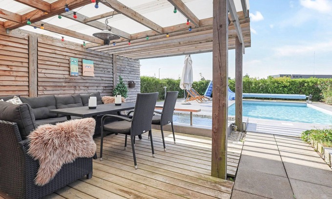 Borre House | Awesome home in Oksbøl
