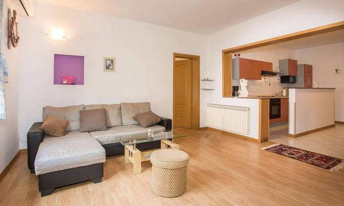 Kukci House | Awesome home in Porec with WiFi