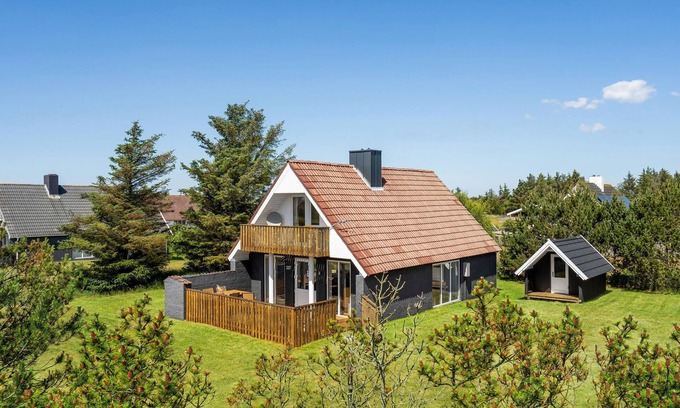 Vorupør House | Awesome home in Thisted with kitchen