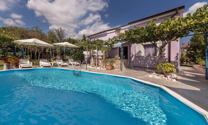 Vinez House | Awesome home in Vinez with WiFi