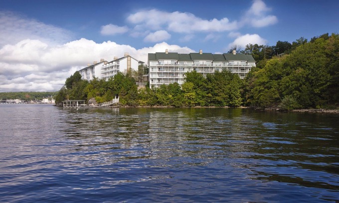 Osage Beach Resort | Awesome summers and gorgeous winters!