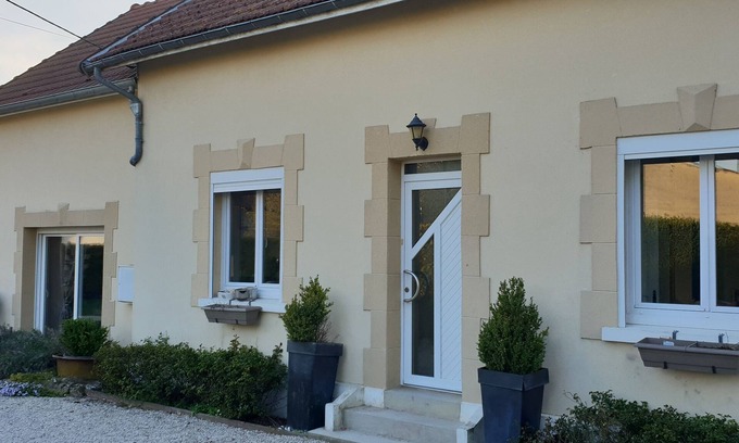 Machault House | Axis Reims/Charleville, in the countryside! large family home