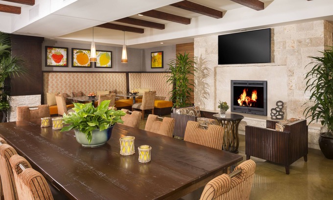 Anaheim Resort Hotel | Ayres Hotel Orange