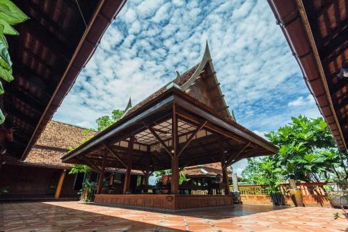 Phu Khao Thong Resort | Ayutthaya retreat