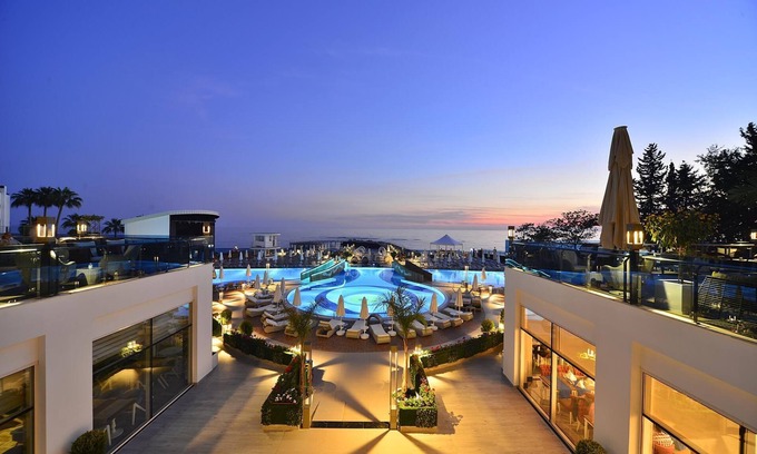 Avsallar Hotel | Azura Deluxe Resort & Spa Avsallar