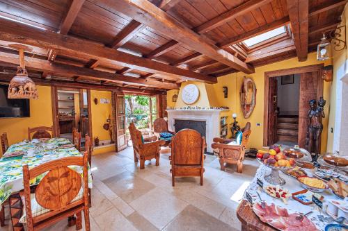 L'Aquila Bed & Breakfast | B&B BONE NOVELLE dimora storica palazzo zuzi