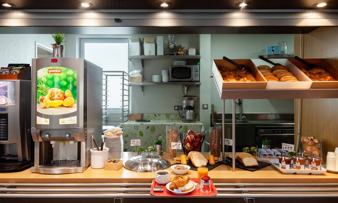 La Courneuve Hotel | B&B HOTEL Paris Le Bourget