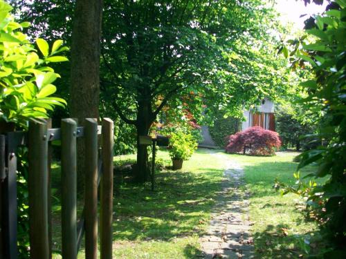 Cantu Bed & Breakfast | B&B L'Albero Maestro
