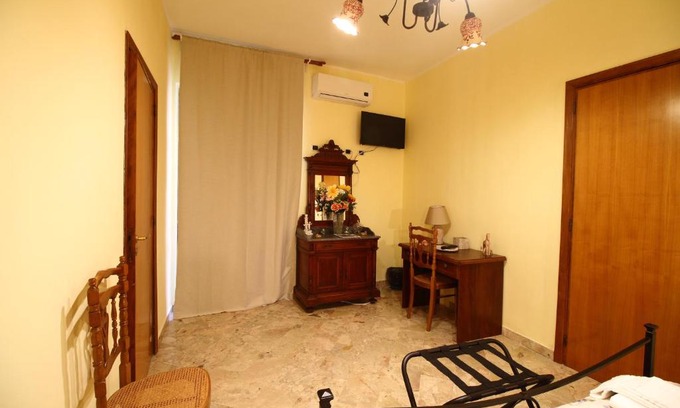 Gela Bed & Breakfast | B&B - Piazza Grande
