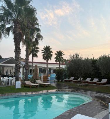 Scalea Bed & Breakfast | B&B Resort El Bisagrà