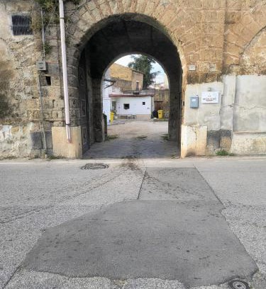 Quartiere XXIV Don Bosco Bed & Breakfast | B&B REVOLUTION 2 BED e BREAKFAST