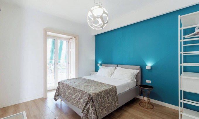 Chiaia Bed & Breakfast | B&B Suite Riviera 84