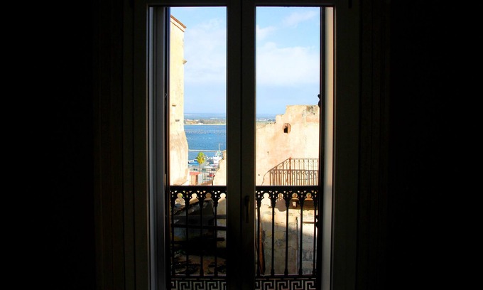 Isola del Borgo Antico Bed & Breakfast | B&B U'Panare, in Taranto's historic center a structure reminiscent of home