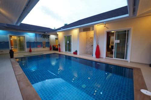 Chalong Villa | Baan Bali Villa
