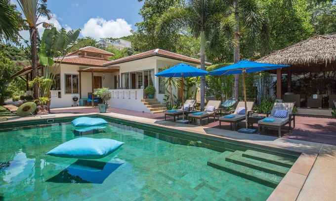 Bophut Villa | Baan Jasmine Pool & Garden Villa in Bophut Fishermans Village, Koh Samui 5*rated