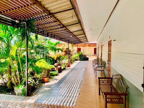 Phetchaburi Hotel | Baan Kenpoo Resort