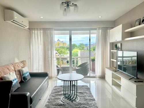 Thung Maha Mek Apartment | Baan Sabai Rama IV Apartment