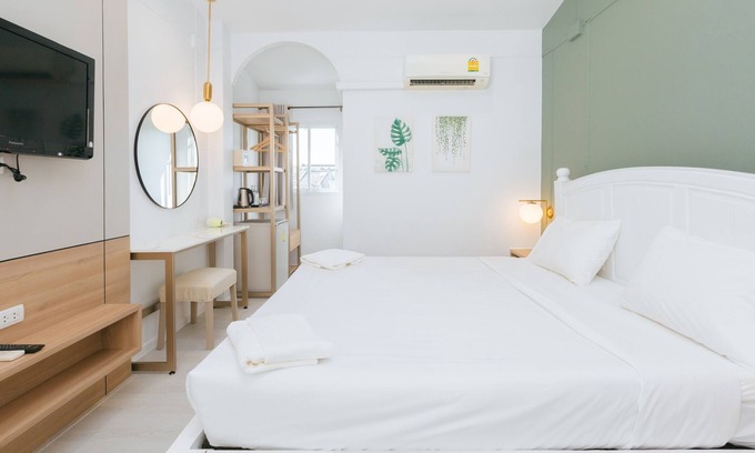 Old Phuket Town Hotel | Baan Sutra Guesthouse