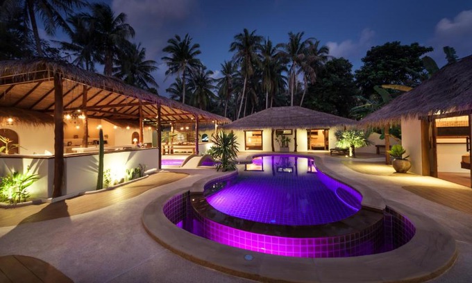 Hin Hong House | Baan Thamarchat 3 villas 13 bedrooms & Shala