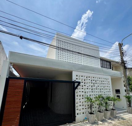 Saphan Sung House | BaanChan House and Studio at Ramkhamhaeng