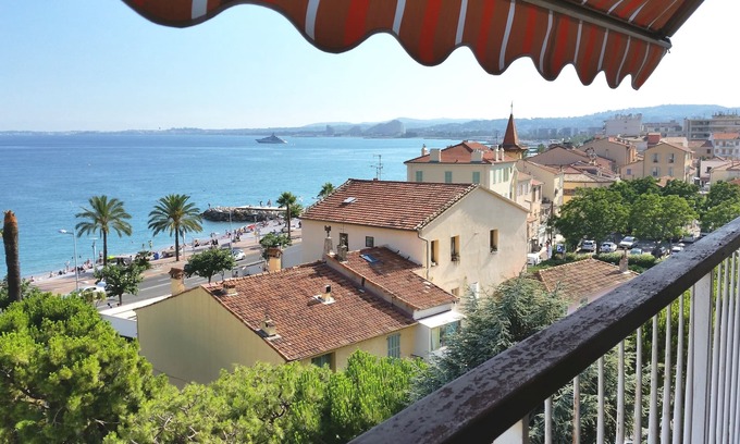 Cros-de-Cagnes Apartment | Balcony facing the sea, 3 rooms (76m2), private park DEPARTURE ON SATURDAY EXCLUSIVELY