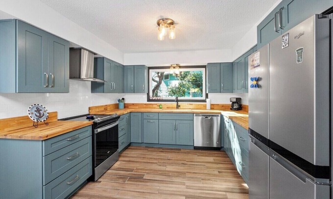 Surf Side Shores House | Bama Beach Dreams Sum