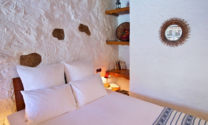 Aspros Potamos Cottage | "Bamboo" 300 years old cottage "Natura cottages private garden for nature lovers