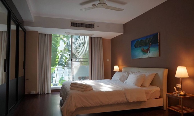 Khlong Toei Nuea Condo | Bangkok Downtown 2bedrooms/3bth Near Asoke Bts/mrt No1