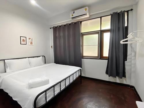 San Chao Pho Suea Apartment | BAO San Chao Pho Sua - ศาลเจ้าพ่อเสือ