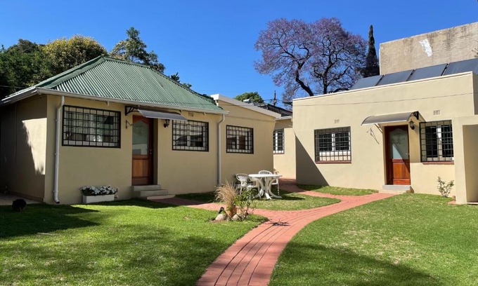 Parkwood Hotel | BaobabSuites