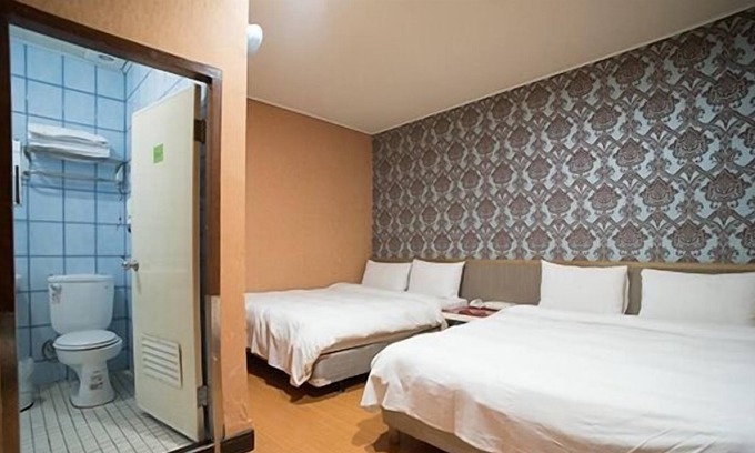 Pingzhen District Hotel | Baoshan Hotel