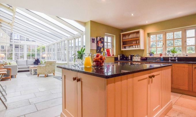 Winchcombe Other | Barebones Farm - sleeps 14 guests in 7 bedrooms