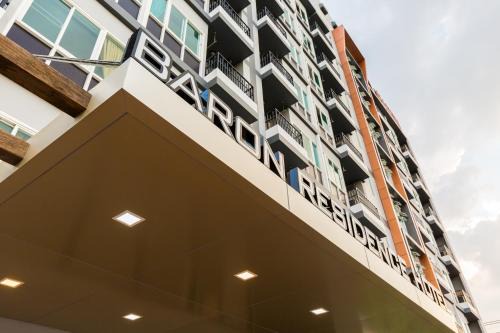 Ramkhamhaeng Hotel | Baron Residence Bangkok