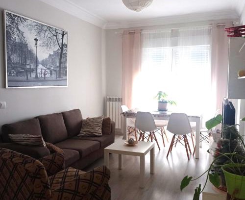 Logrono Apartment | Barrón 21