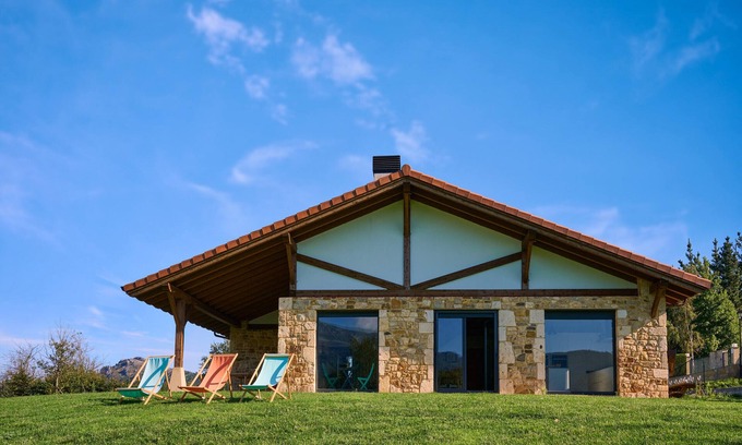 Zeanuri Villa | Basque Haven by Fidalsa
