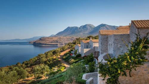 Areopoli Hotel | BASSA MAINA Villas & Suites