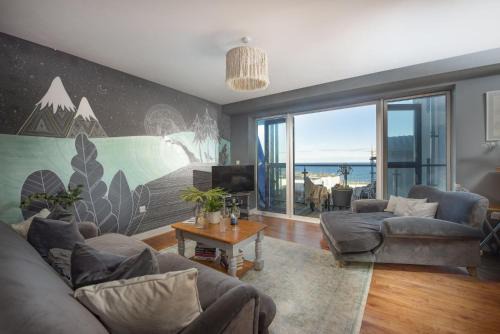 Newquay House | Bathsheba, Ocean 1