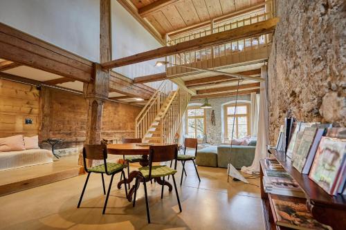 Pfaffikon District Apartment | Baudenkmal Mühle Schalchen