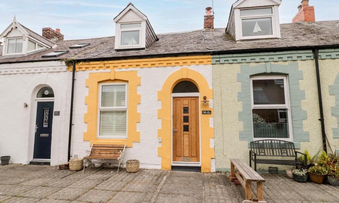 Cullercoats House | Bay Cottage