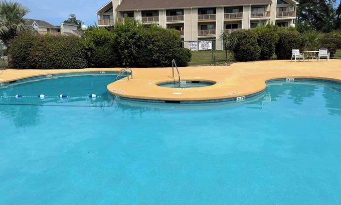 Little River Apartment | Bay Tree Great Studio in Little River