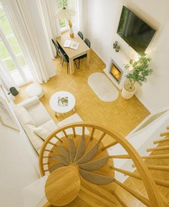 Waldkirchen Apartment | Bayerischer Wald Hideaway, nähe Passau, Garten, Kamin, Galerie,