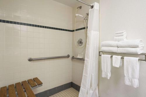 Crossville Hotel | Baymont by Wyndham Crossville