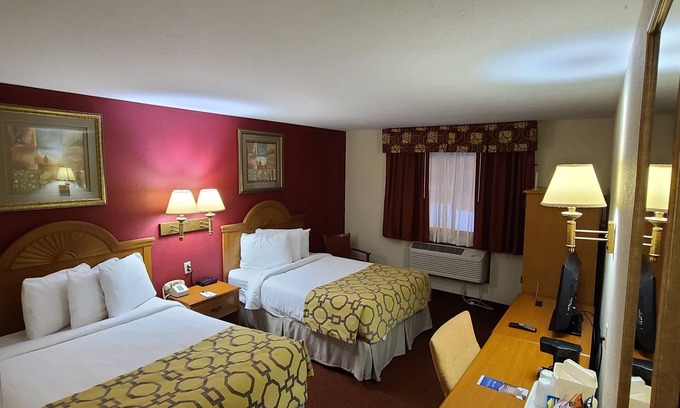 Perrysburg Hotel | Baymont by Wyndham Perrysburg/Toledo