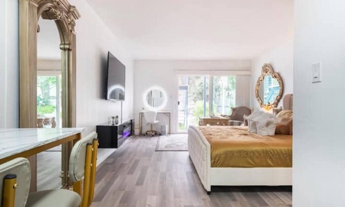 San Diego Apartment | Bayview Comfort and Luxury