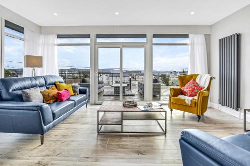 Downings House | BayView Lodge 3-Bedroom Ground Floor Apartment