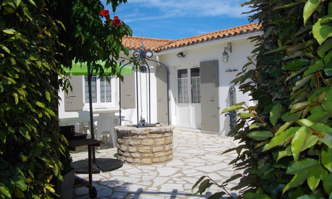 Le Bois-Plage-en-Re Villa | Beach at 15min and shops at 300m, ideal home for families and friends