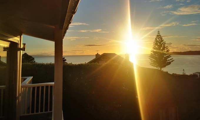 Stanmore Bay House | Beach Bach for all the Family