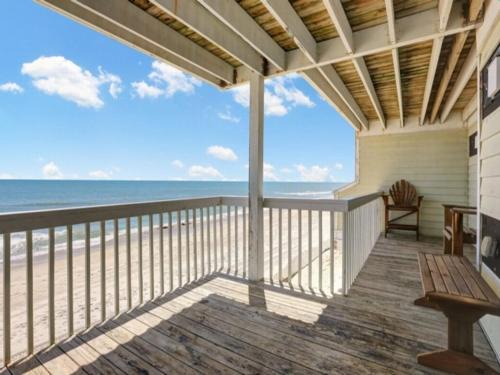 Kure Beach Apartment | Beach Blanket - Spacious condo with Private beach access and resort amenities! condo