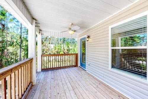 Dauphin Island Apartment | Beach Cottage East