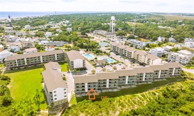 Tybee Island Condo | Beach front 2-bedroom 2 bath condo at Lighthouse Point